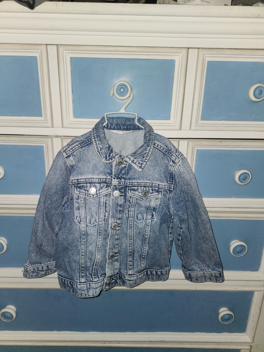 Kids H&M 5T Light Wash Denim Jacket - Classic Jean Coat